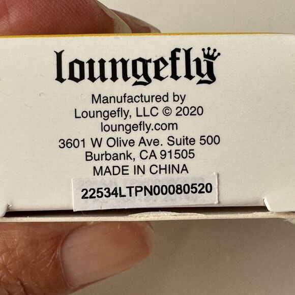 Looney Tunes Loungefly TV Series Pin Tweety Bird New - Picture 7 of 8